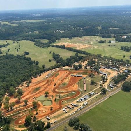Holiday Inn Express & Suites - Lindale By Ihg Exterior photo